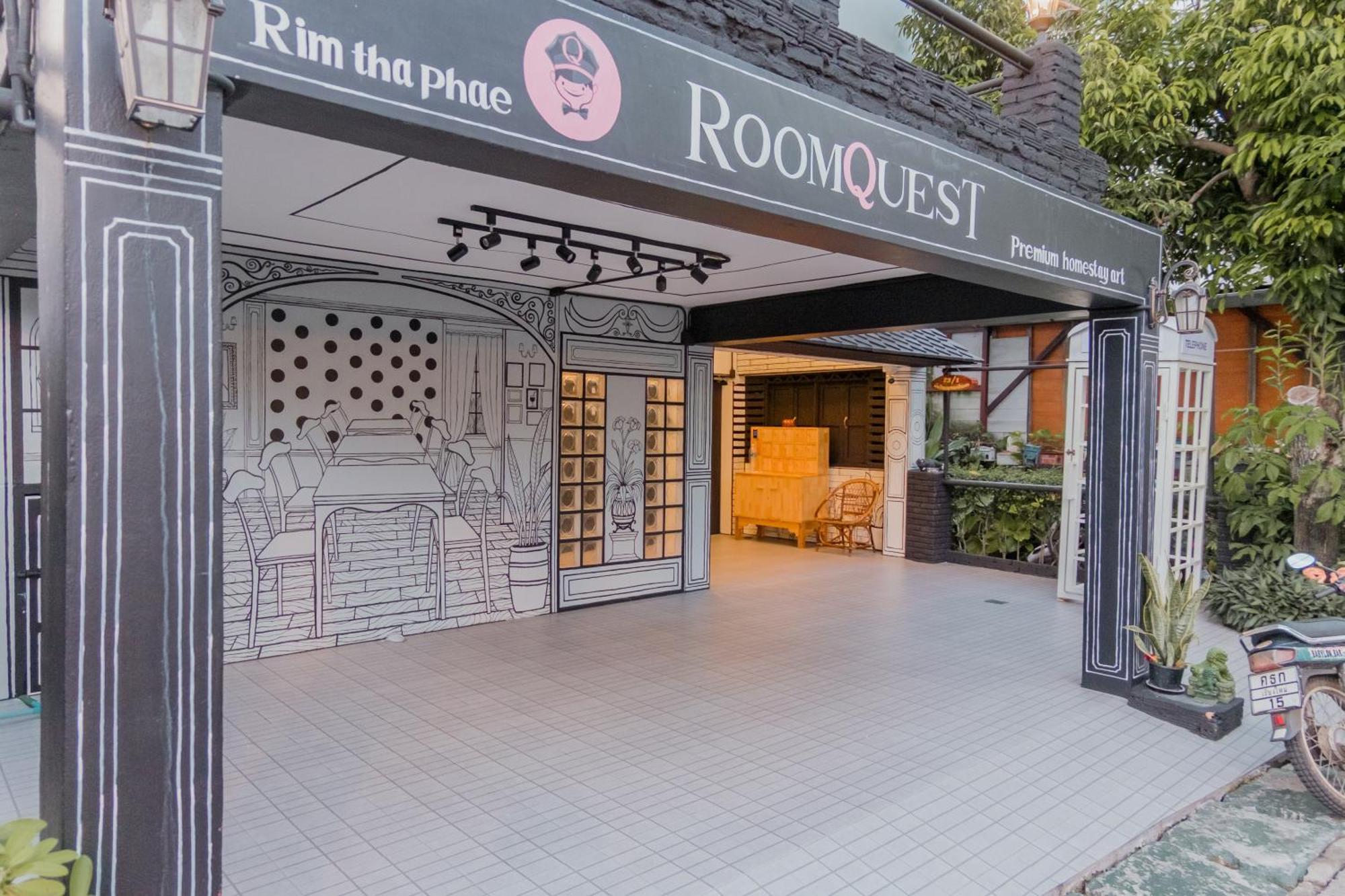 Roomquest Chiang Mai Tha Phae Extérieur photo